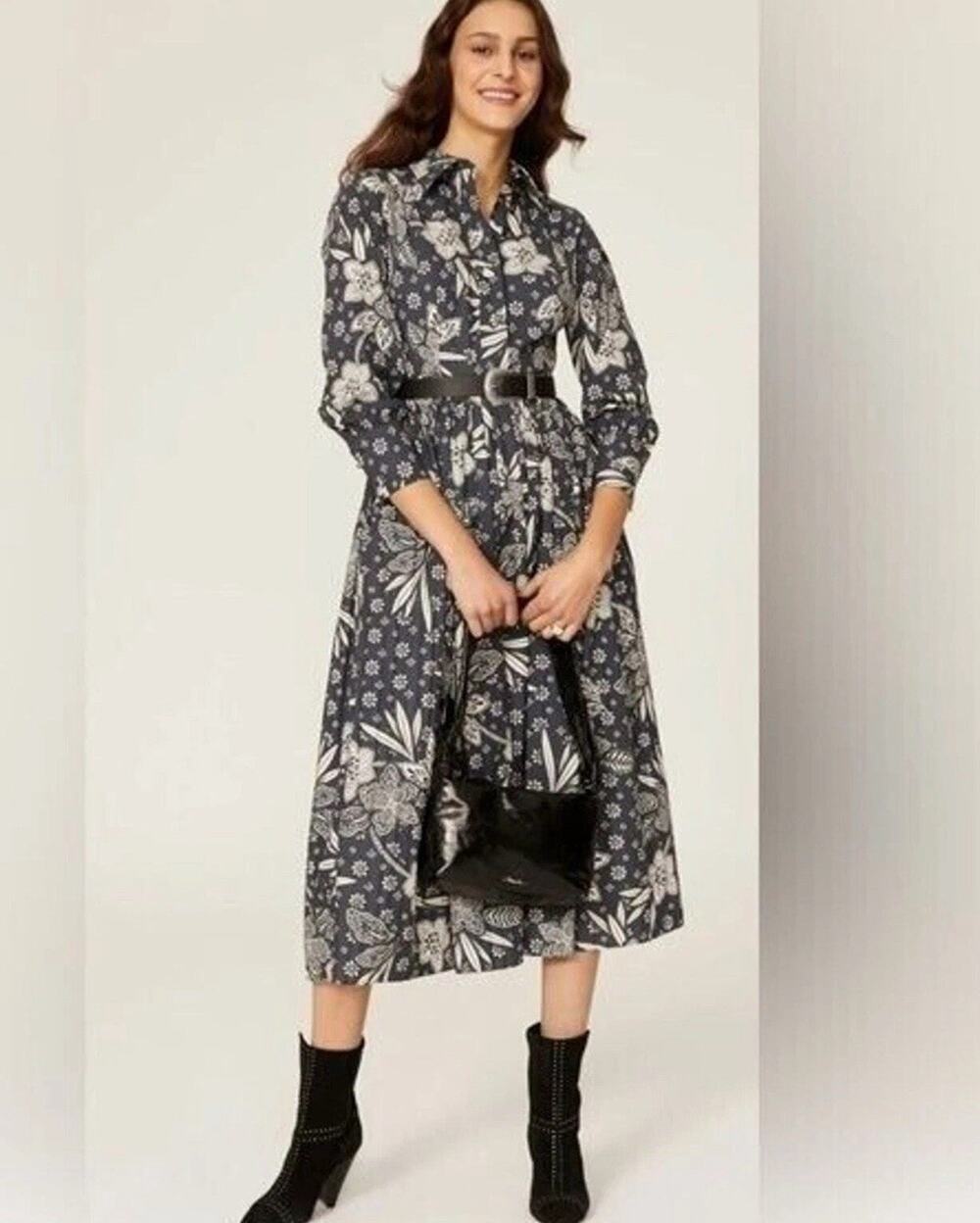 Hunter Bell Hattie Dress White/Blue Floral Print XS MIDI long sleeve No Sleeve